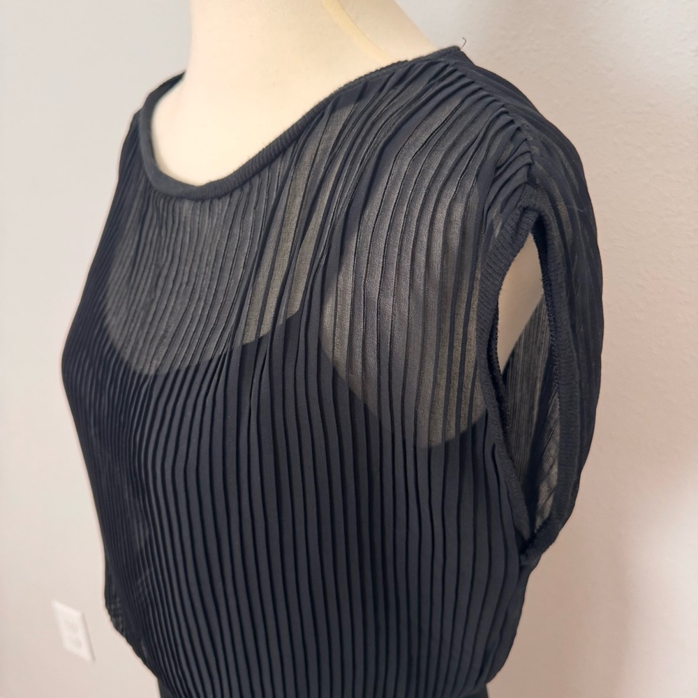 Bordeaux Black Pleated Midi Dress